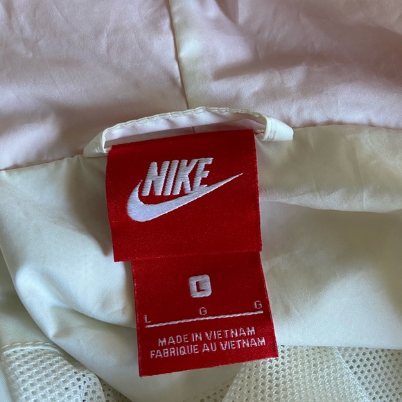 Nike Windrunner windbreaker red/orange - Picture 3 of 3